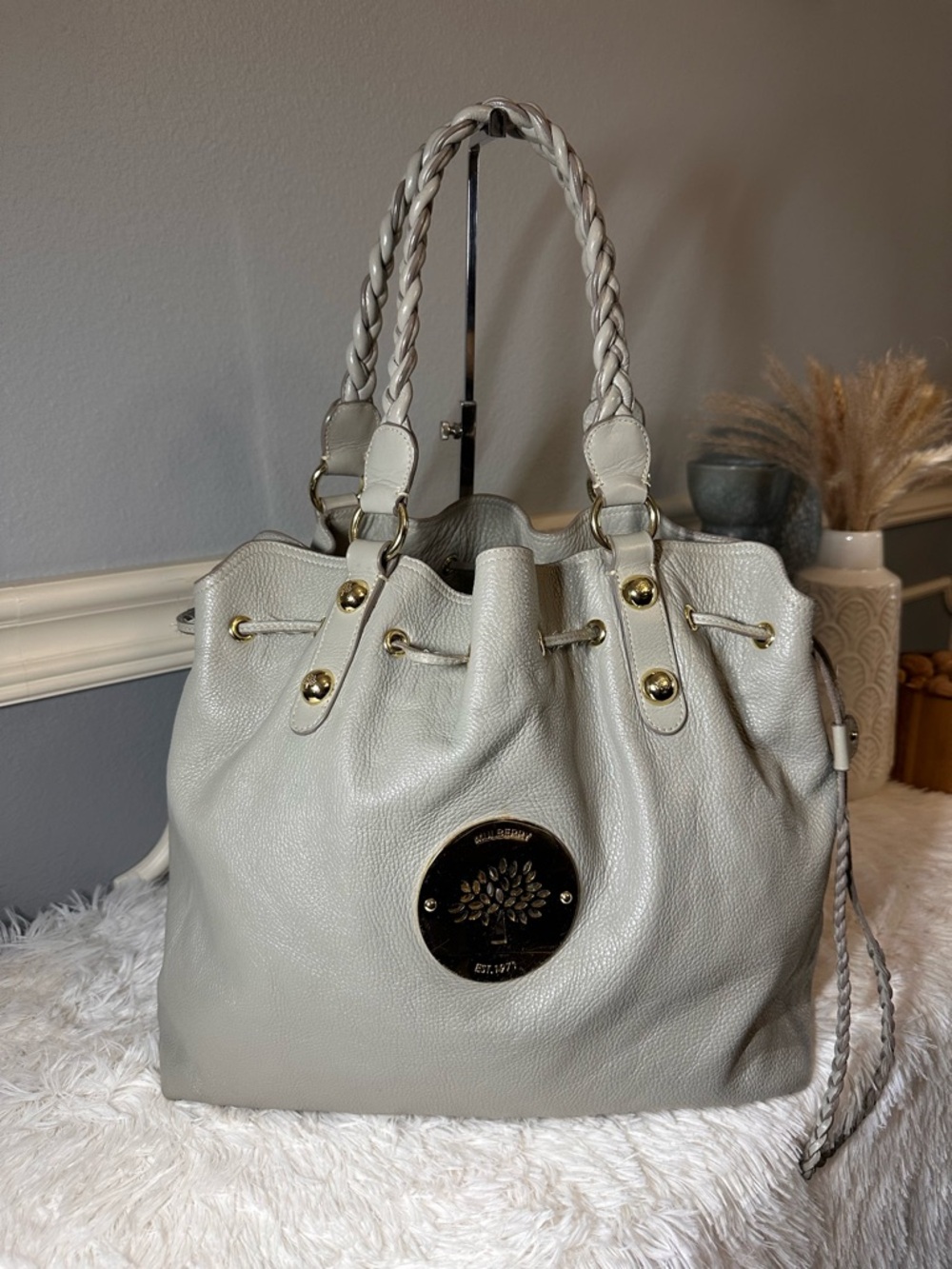 Mulberry Gray Leather Drawstring Shoulder Bag with Gold Hardware